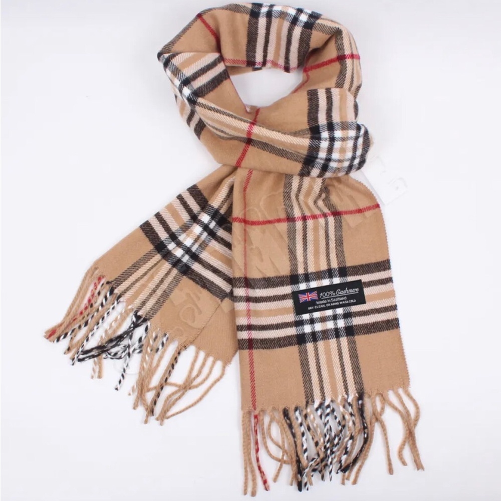 New 100% Cashmere Scarf Scotland - Picture 3 of 3